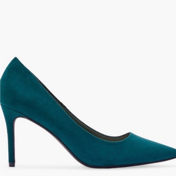 2 for $30 NWOT JustFab Pumps - Picture 2 of 5